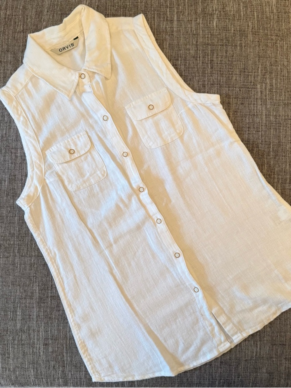 Orvis White Women’s Sleeveless Button-Down Shirt
